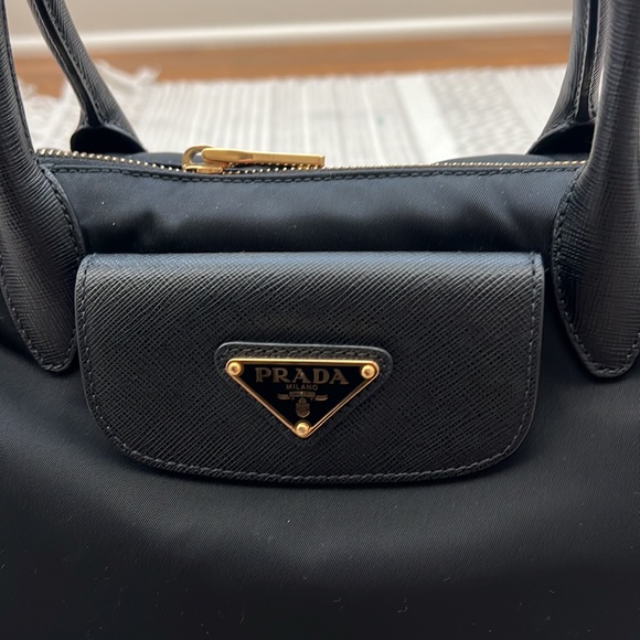 SOLD Prada Front Pocket Convertible zip tote - Picture 2 of 5